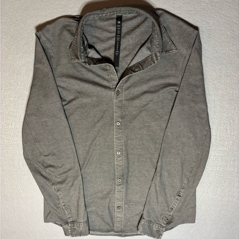 Lululemon Men's Button-Up Size Medium